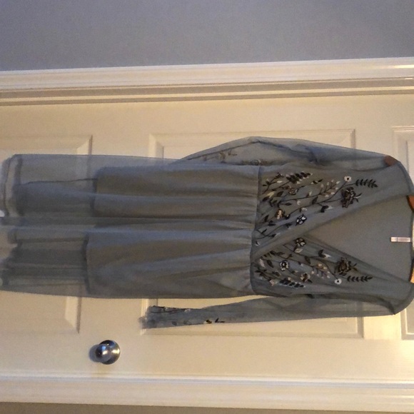 Dress - Picture 1 of 2